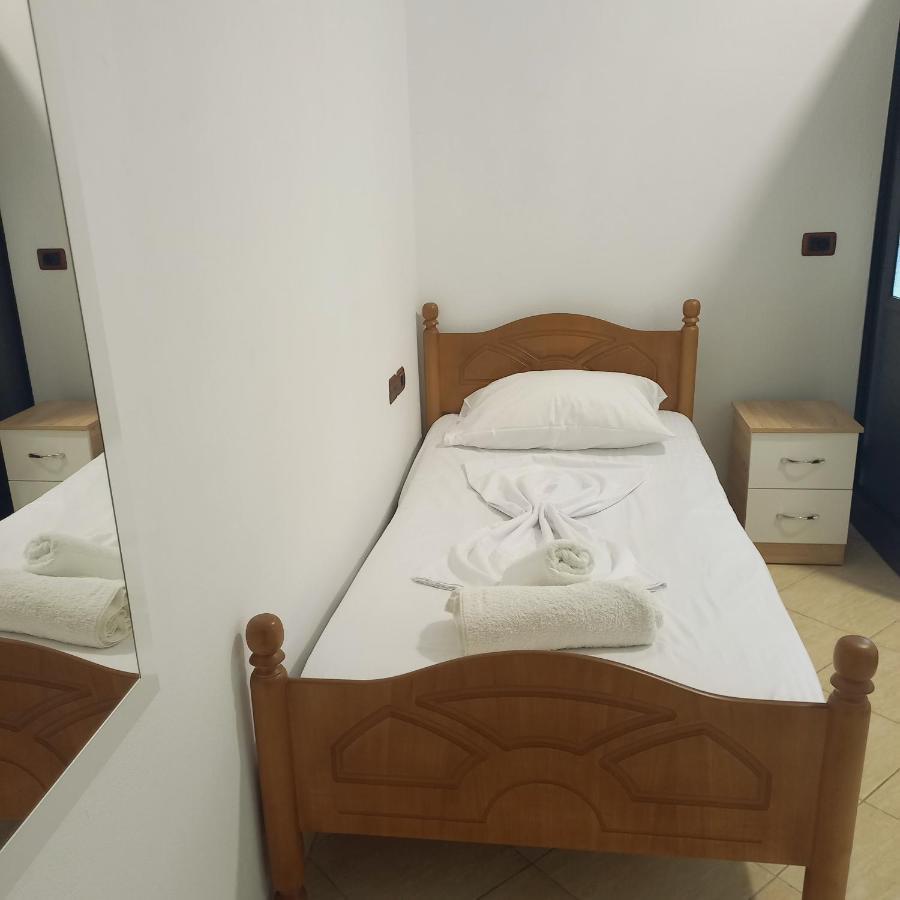 Hotel Eno Permet Ngoại thất bức ảnh