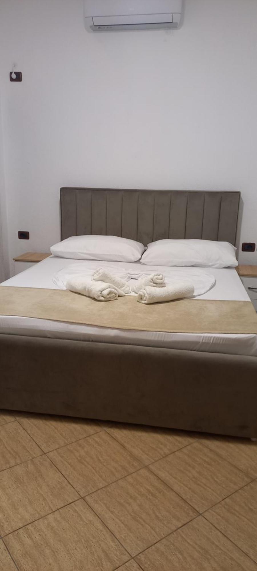 Hotel Eno Permet Ngoại thất bức ảnh