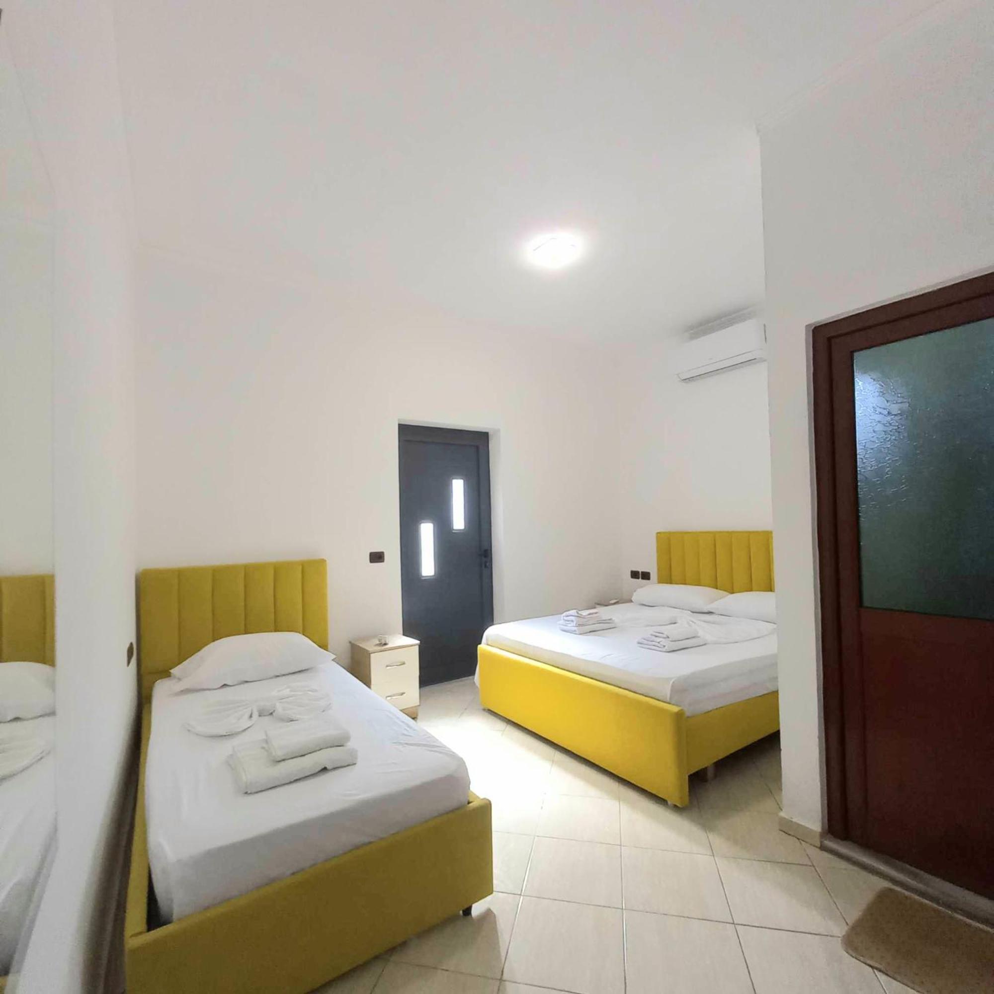Hotel Eno Permet Ngoại thất bức ảnh
