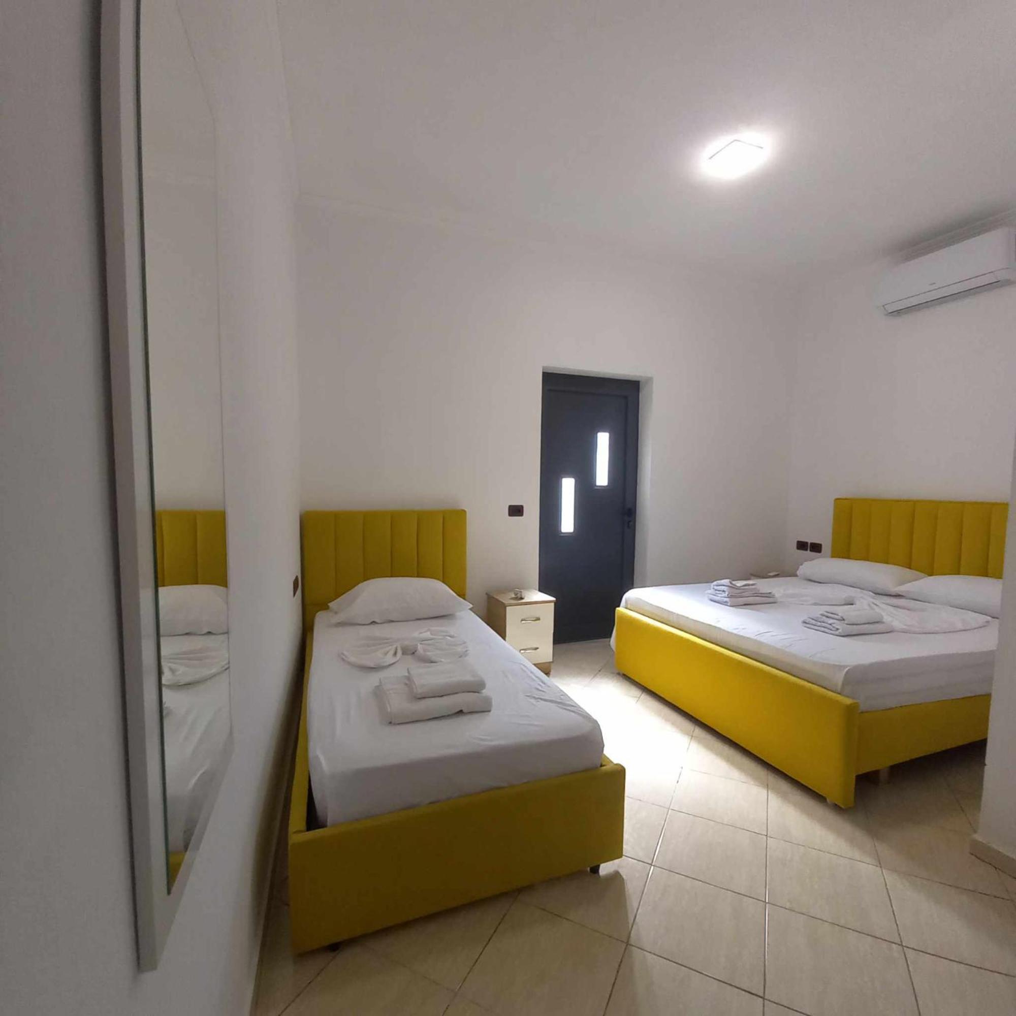 Hotel Eno Permet Ngoại thất bức ảnh