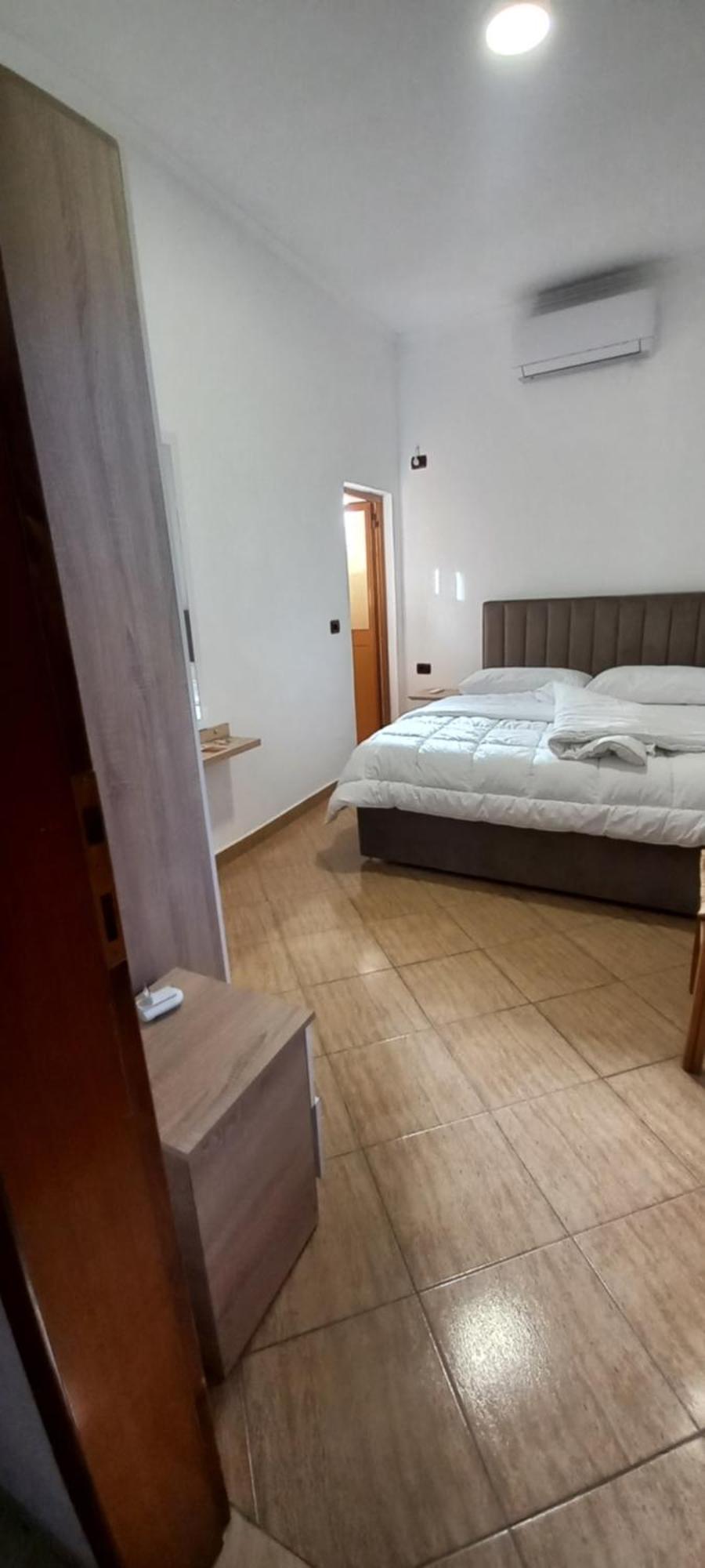 Hotel Eno Permet Phòng bức ảnh