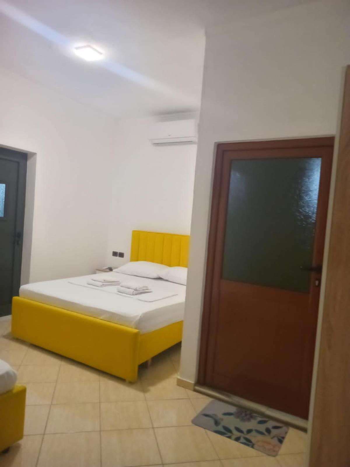 Hotel Eno Permet Ngoại thất bức ảnh
