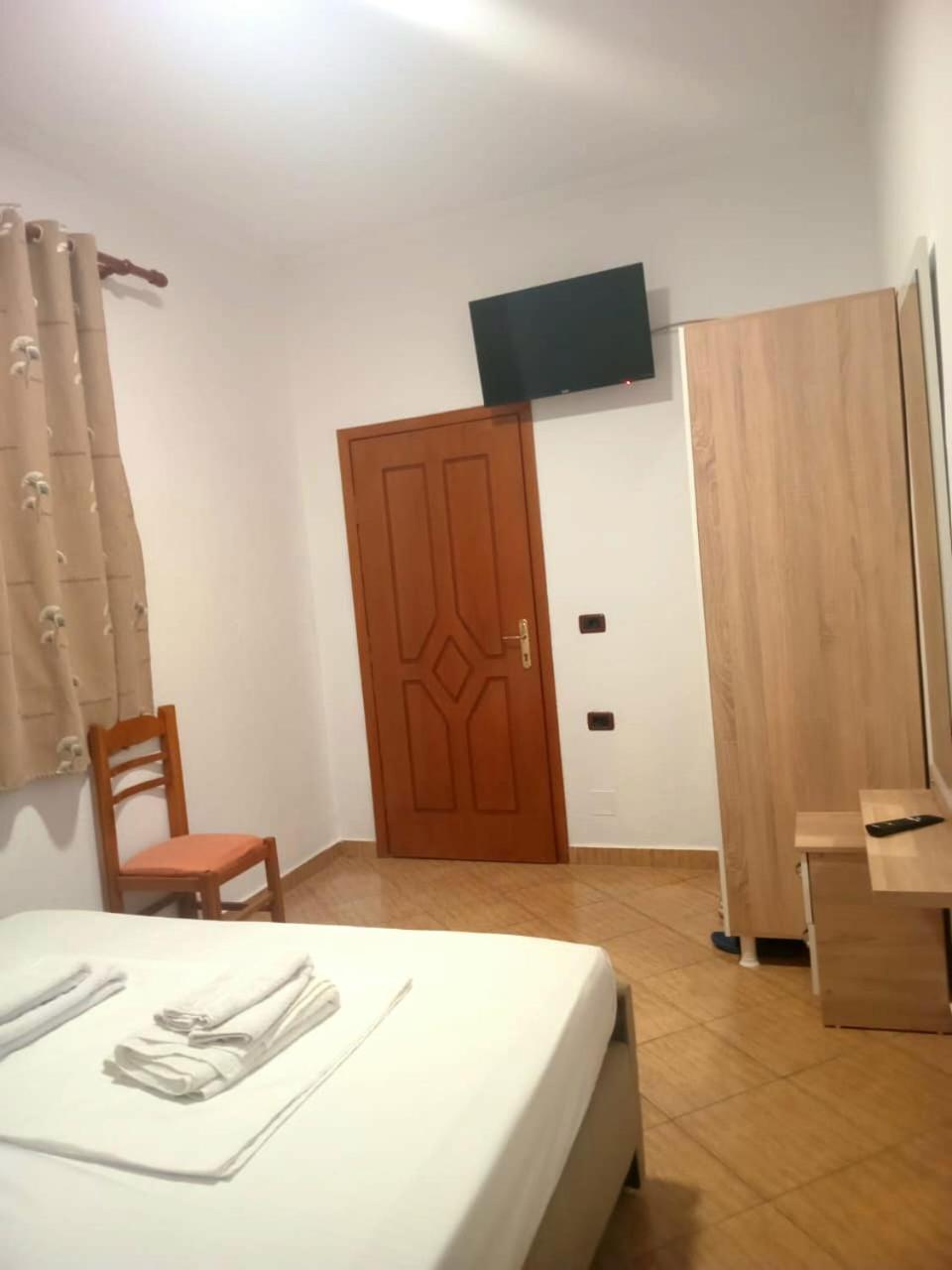 Hotel Eno Permet Ngoại thất bức ảnh